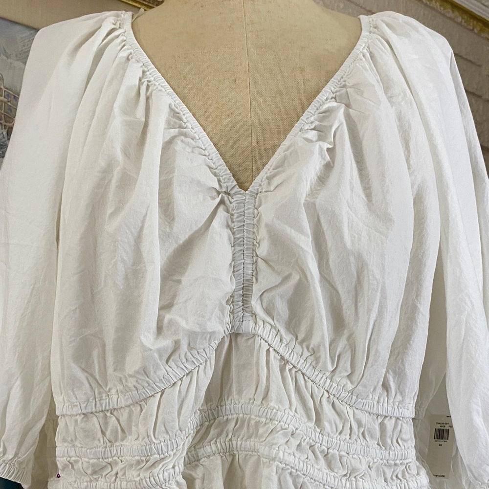 Old Navy Smocked Peplum Top - Picture 7 of 10